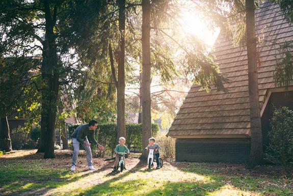 Buitenspelen bij de bungalow | De Katjeskelder
